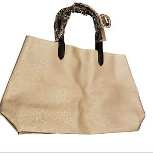 Fresh & Flora Tote Bag NWT Silver